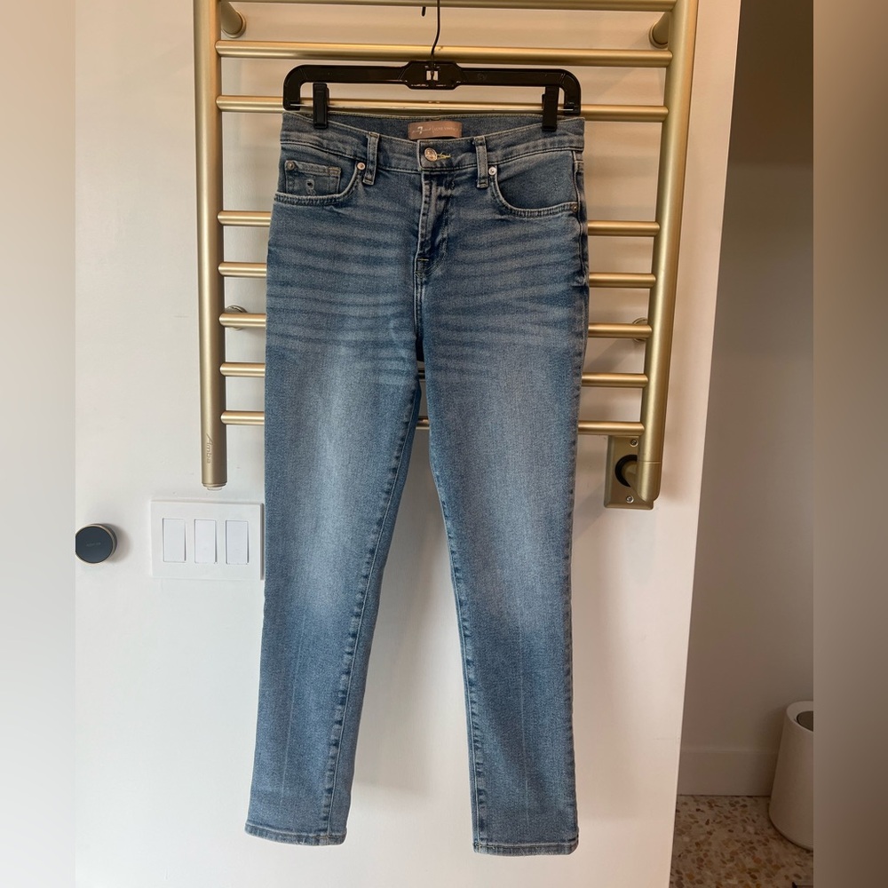 7 For All Mankind Light Blue Josefina Straight Leg Jeans, size 25